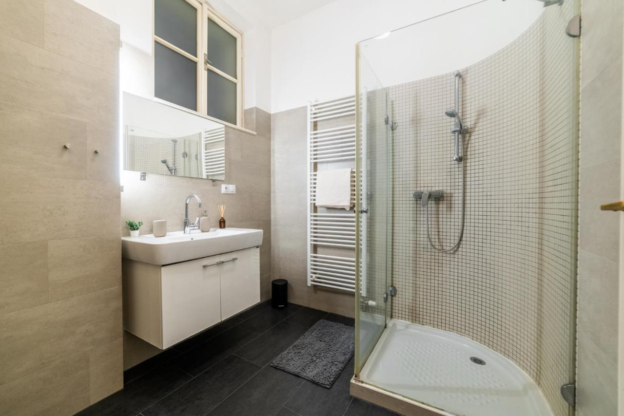 Exclusive Apartment Near Kafka'S Head Прага Екстериор снимка